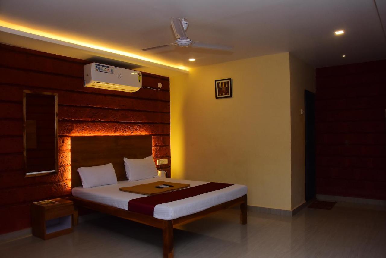 Salt Water Resort Dapoli Exterior photo