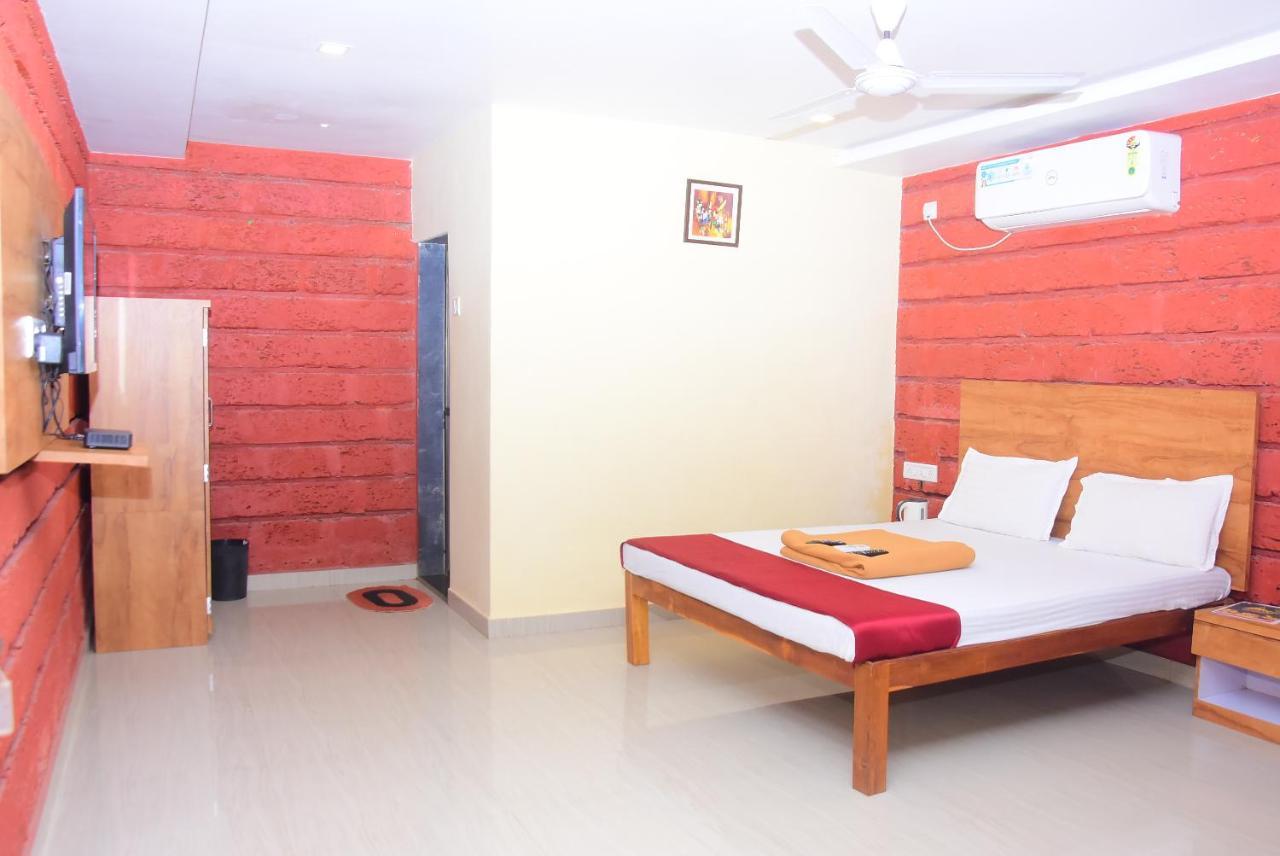Salt Water Resort Dapoli Exterior photo