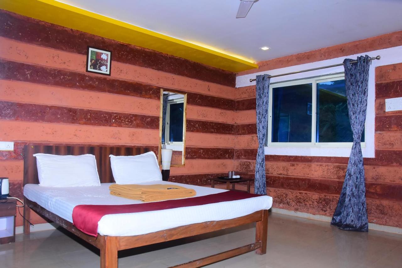 Salt Water Resort Dapoli Exterior photo