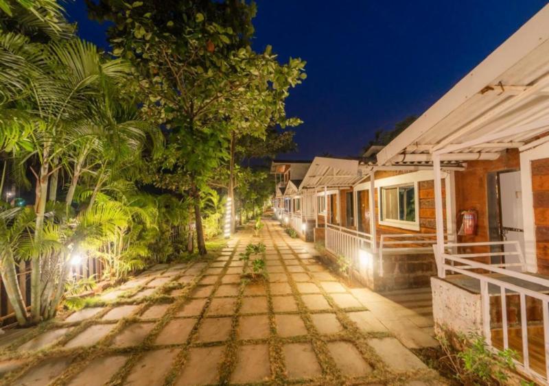 Salt Water Resort Dapoli Exterior photo